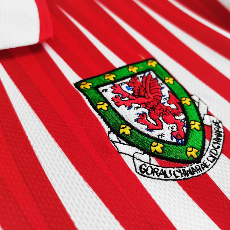 1996/1998 Wales Away White Retro Soccer Jersey Detail 2