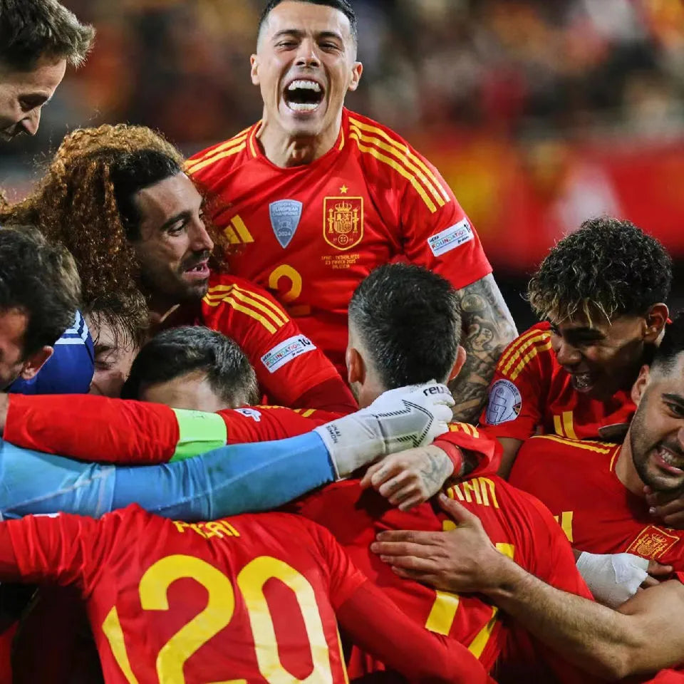 LAMINE YAMAL #10 Spain 1:1 Quality Home Red Fans Jersey 2024/25 ★★ Back