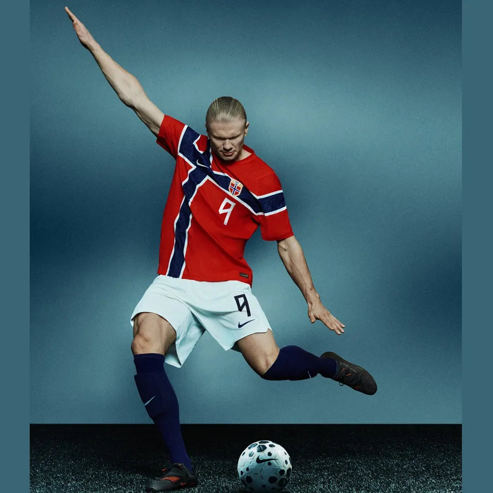 2026/27 Norway Home Red Fans Soccer Jersey (Have Right Patch 有右臂章 白底黑字） Detail 1