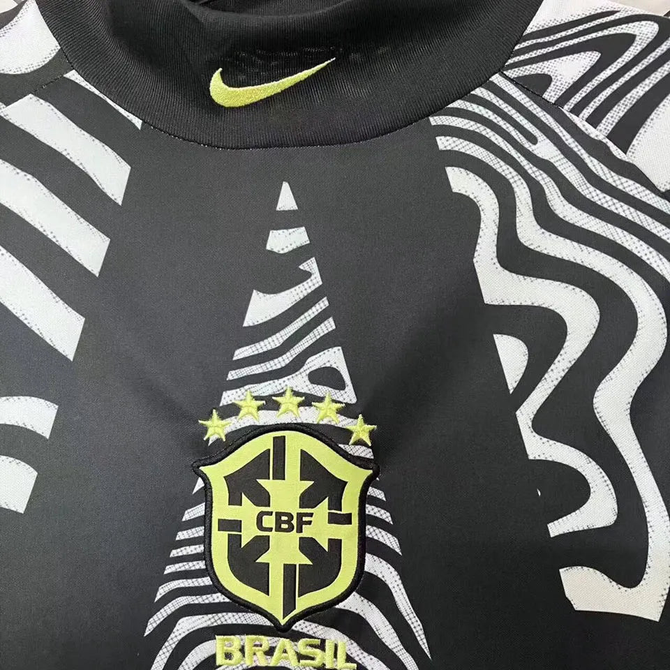 2026/27 Brazil Goalkeeper Long Sleeve Soccer Jersey Detail 1