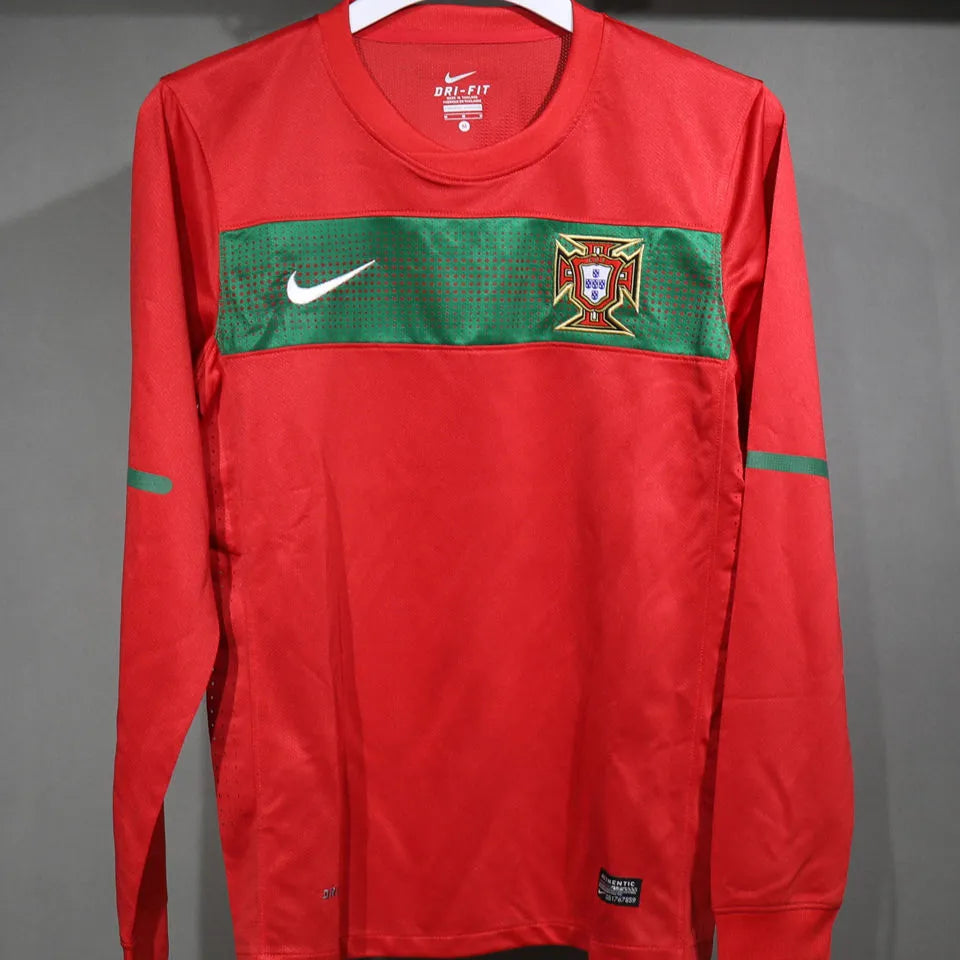 2010 Portugal Home Red Retro Player Version Long Sleeve Soccer Jersey 球员版 Detail 2