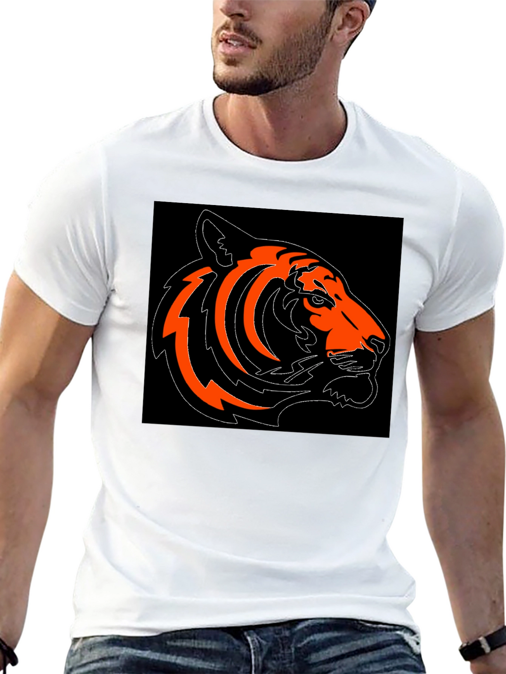 Bold Tiger Graphic Tee - Black