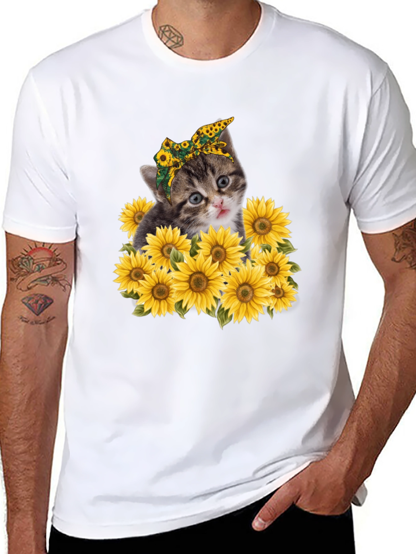 Cat Sunflower Graphic Tee - Trendy Black T-Shirt