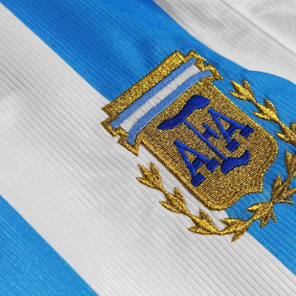 1998/99 Argentina Home Retro Soccer Jersey Detail 3