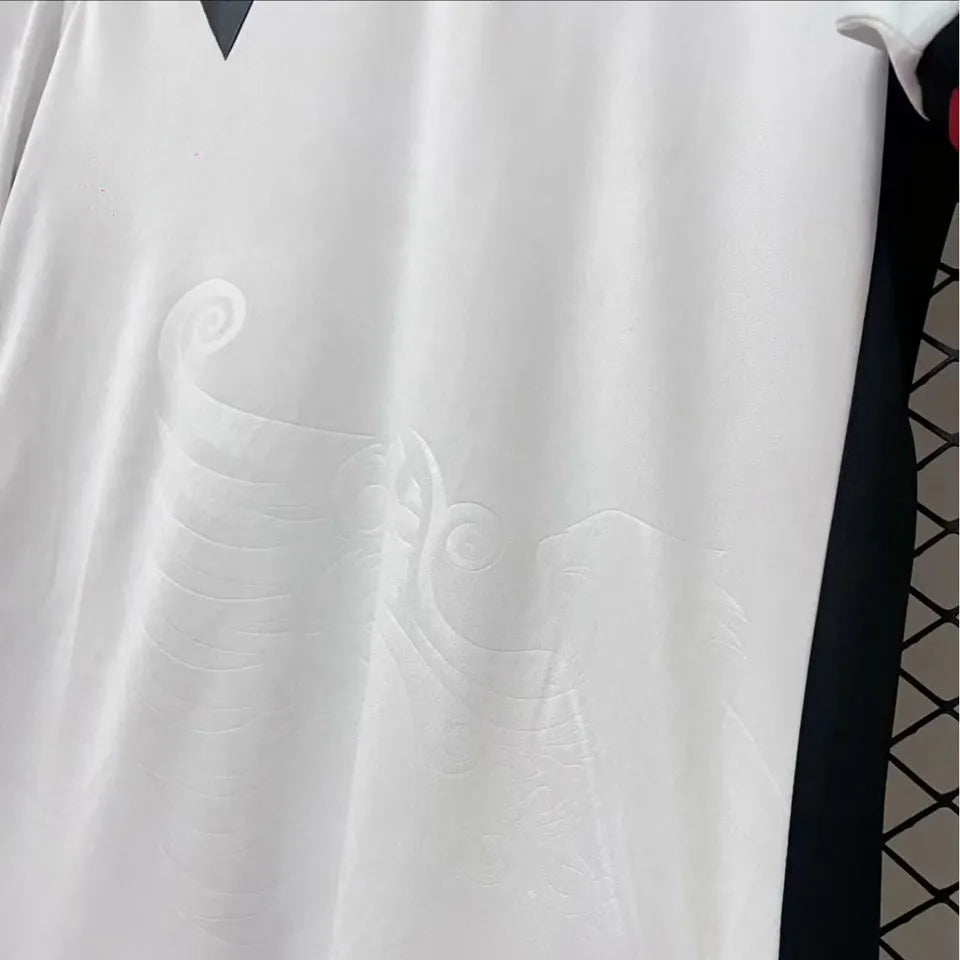 2025/26 Albania Away White Fans Soccer Jersey 阿尔巴尼亚 Detail 3
