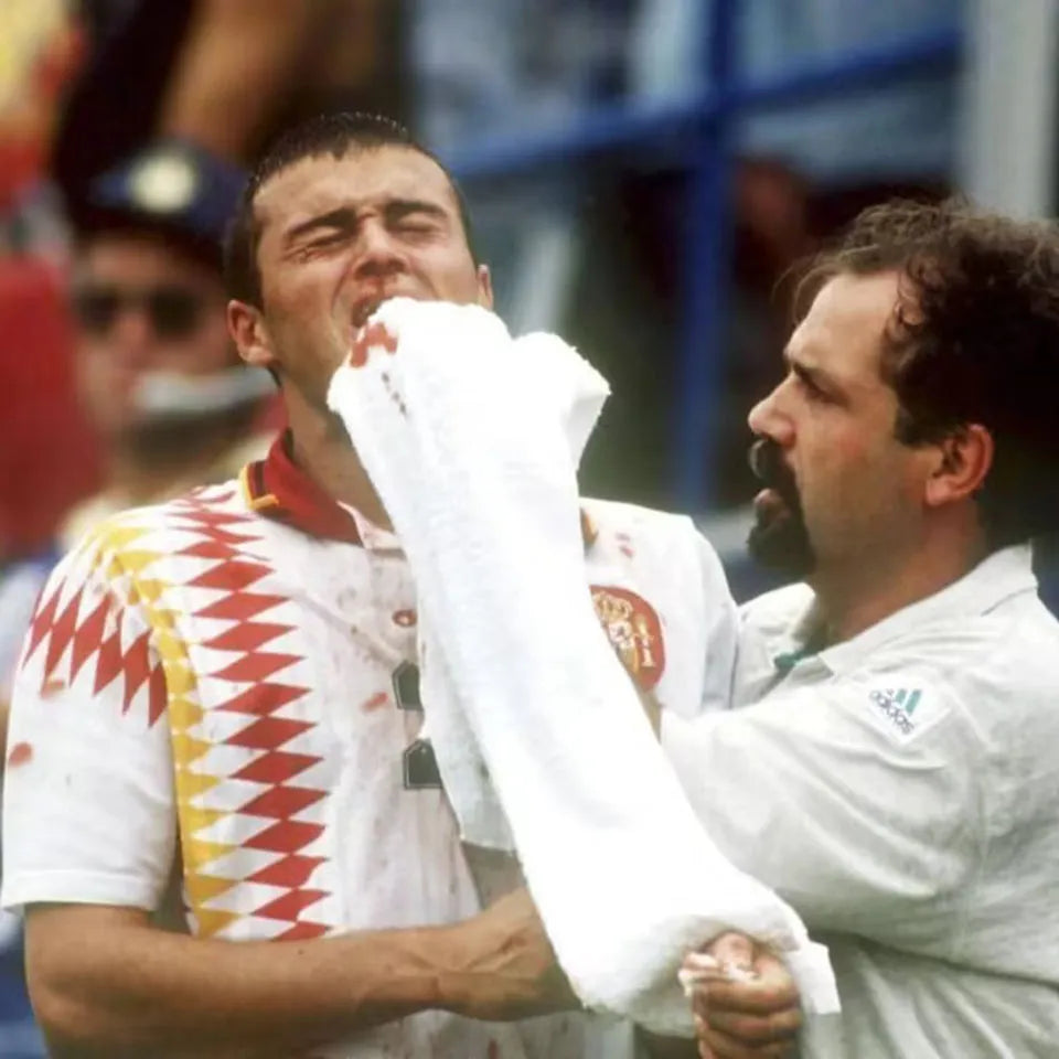 1994 Spain Away White Retro Soccer Jersey Detail 1