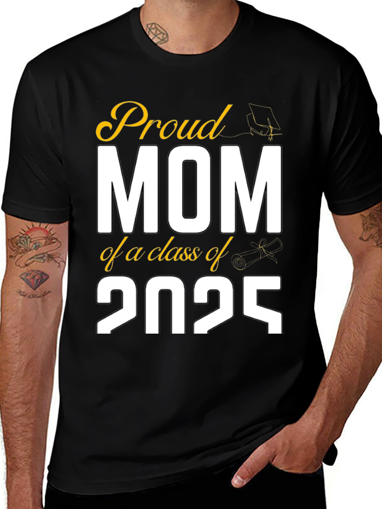 Proud Mom Class of 2025 Graduation T-Shirt
