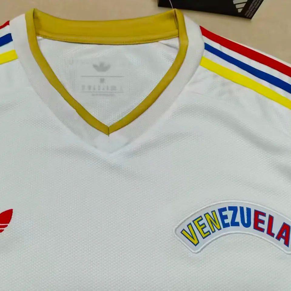 2026/27 Venezuela Away White Fans Soccer Jersey Detail 1