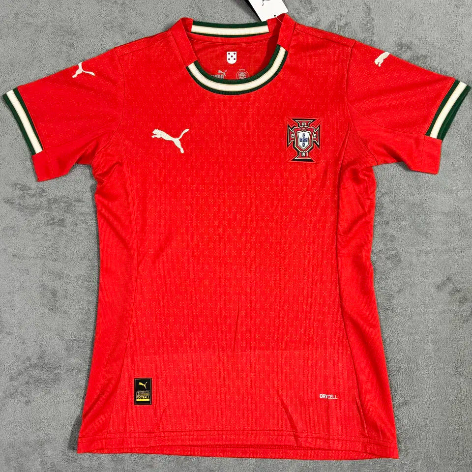 2025/26 Portugal Home Red Women Soccer Jersey 女 Front