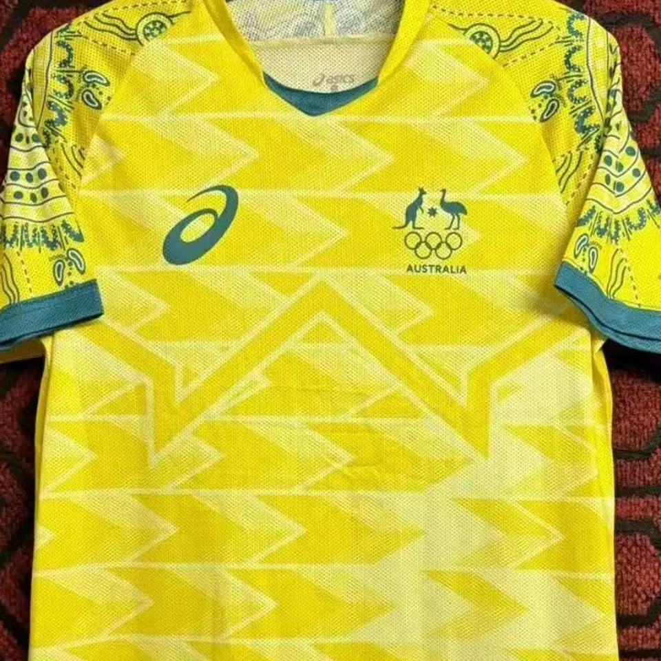 2024/25 Australia Home Yellow Fans Soccer Jersey Detail 1