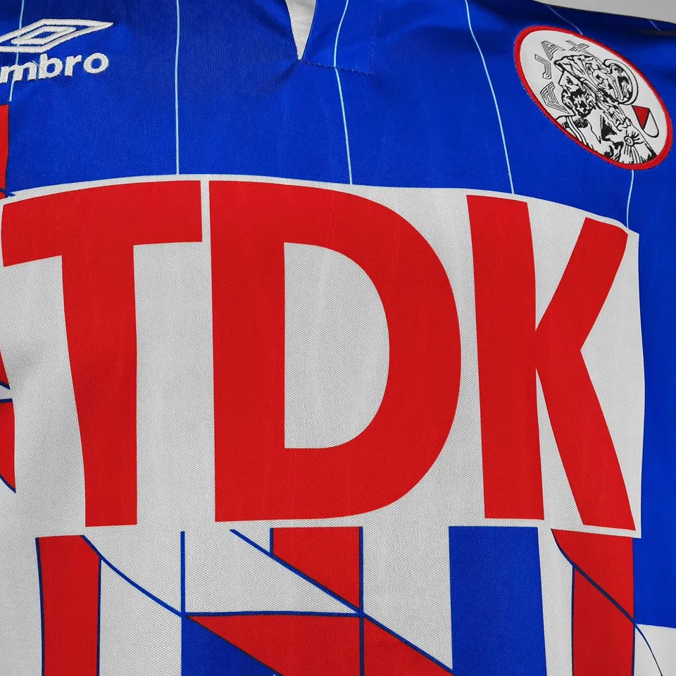 1989/90 AA Away Retro Soccer Jersey Detail 4
