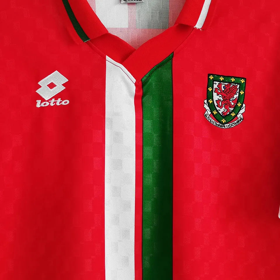 1996/1998 Wales Home Red Retro Soccer Jersey Detail 1