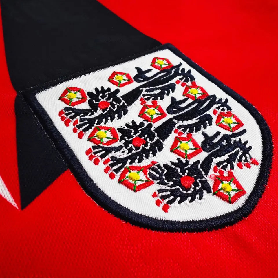 1992 England Away Red Retro Soccer Jersey Detail 1