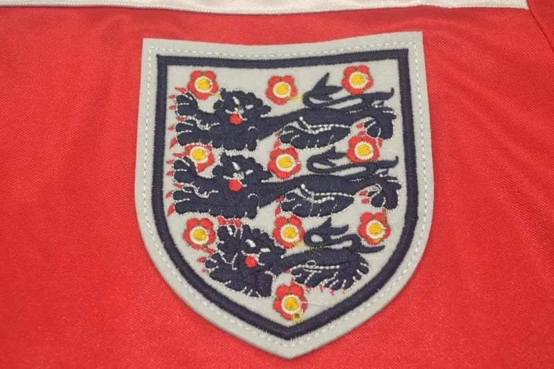 1982 England Away Red Retro Soccer Jersey Detail 4
