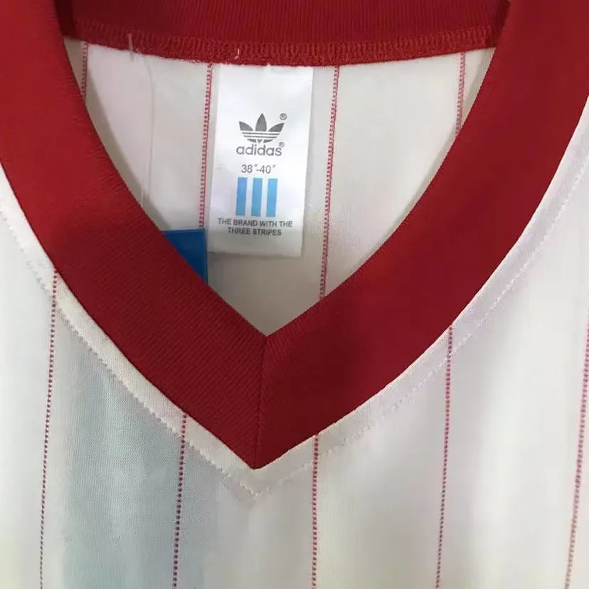 1982 Poland Home White Retro Soccer Jersey Detail 4