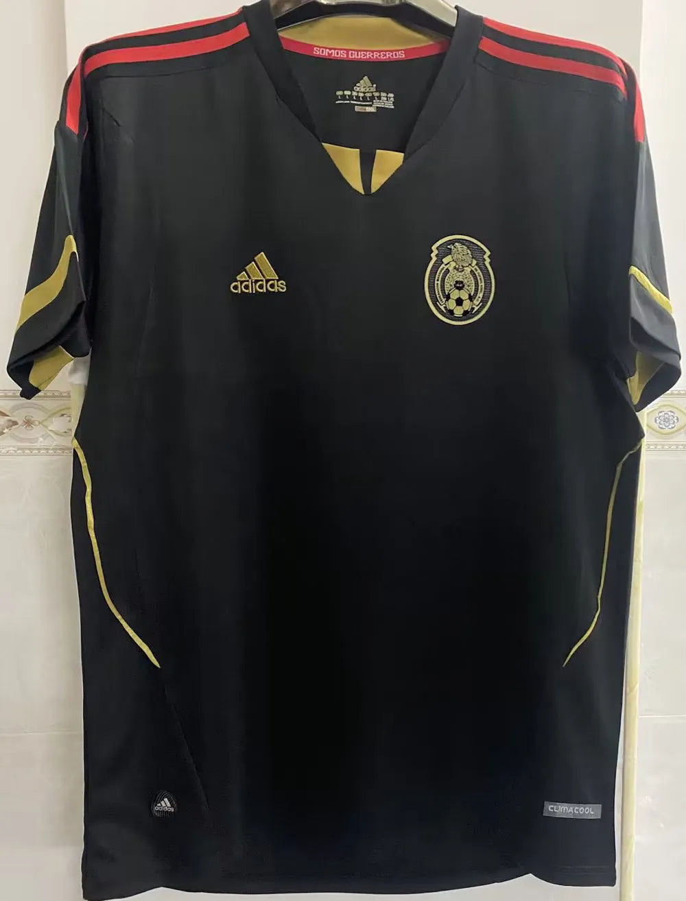 1997 Mexico Black Red Retro Soccer Jersey Detail 3