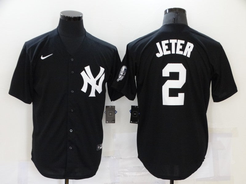 Men's New York Yankees Derek Jeter #2 Black Replica Baseball Jerseys