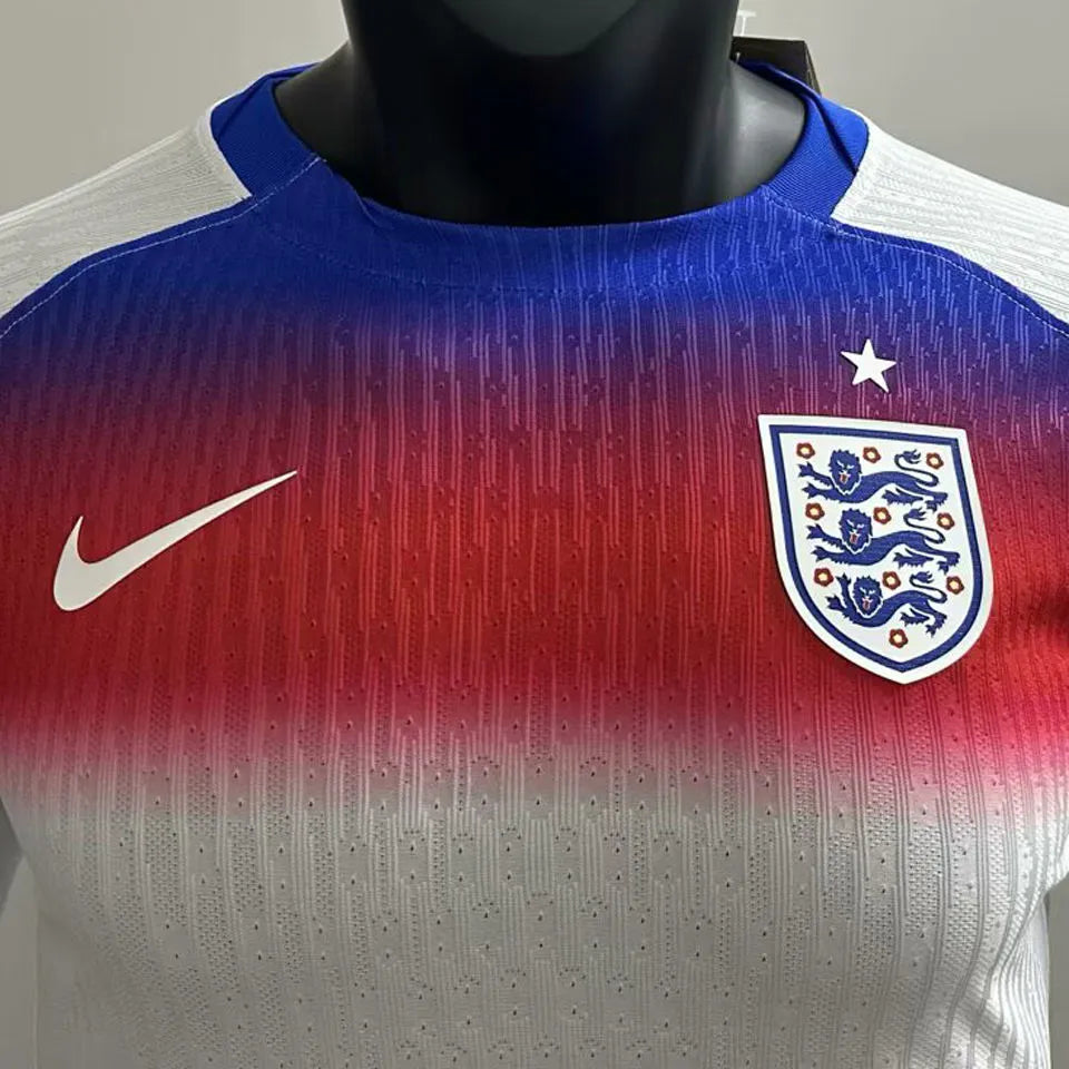 2025/26 England Home White Player Version Long Sleeve Soccer Jersey Detail 1