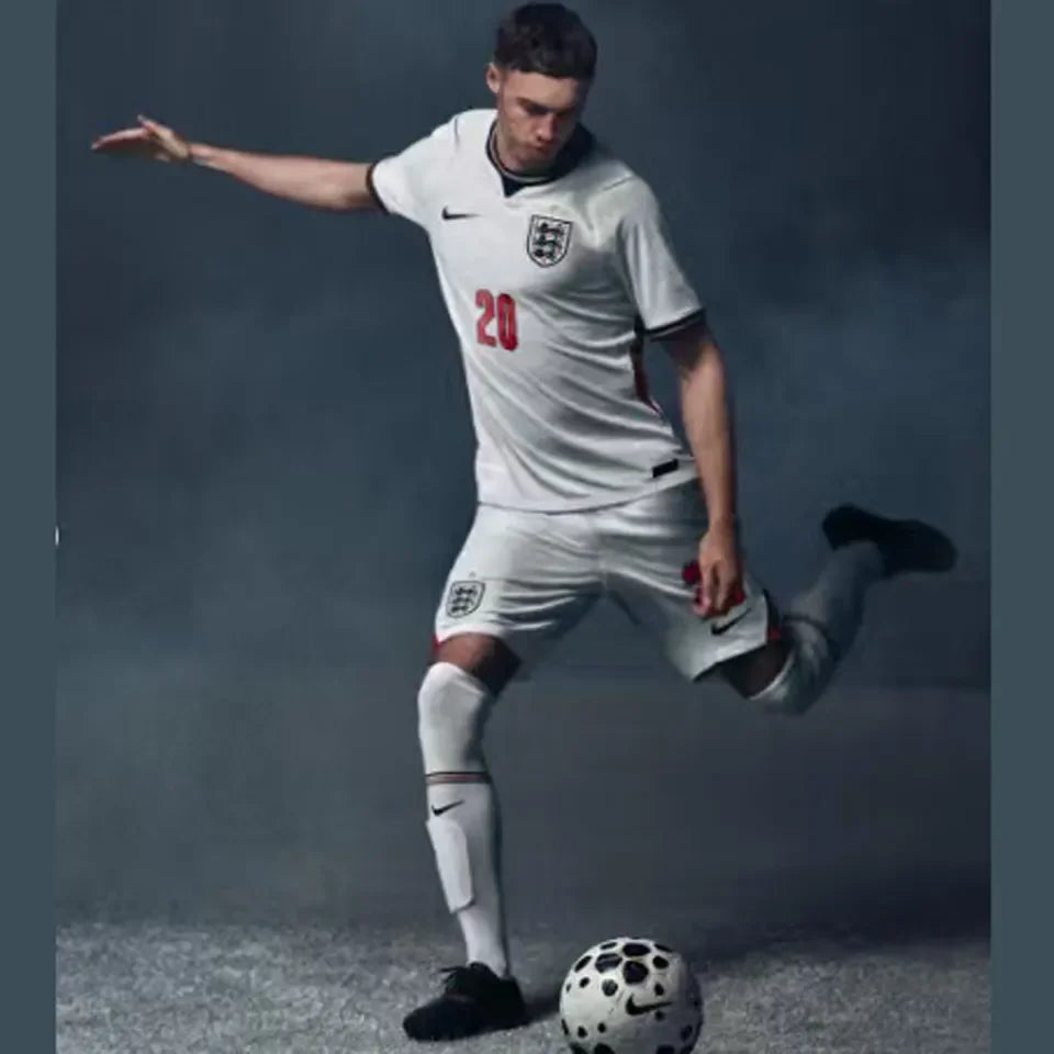 2026/27 England Home White Player Version Soccer Jersey Detail 2