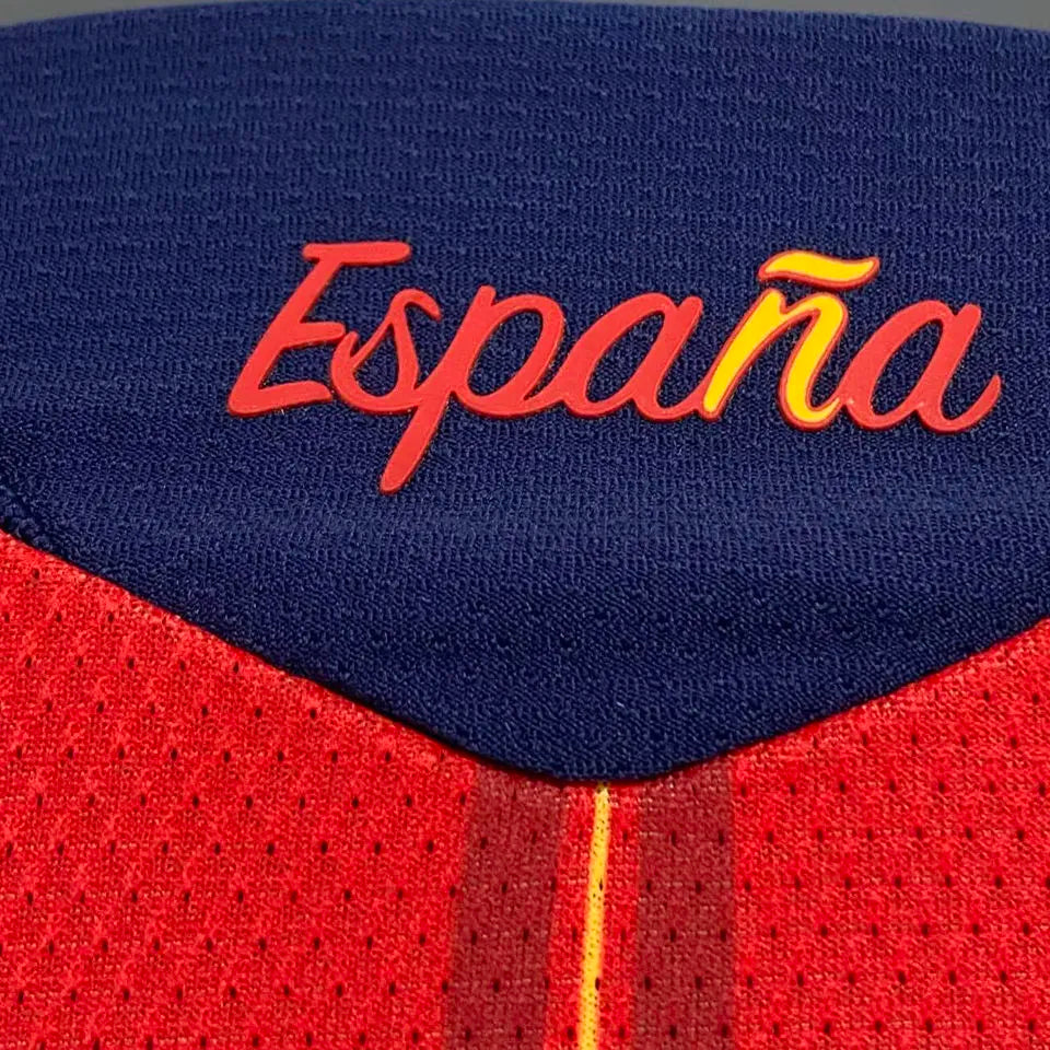 2026/27 Spain Home Red Player Version Long Sleeve Soccer Jersey Detail 2
