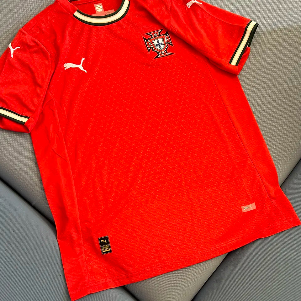 RONALDO #7 Portugal Home Red Fans Jersey 2025/26 ★★ Detail 2