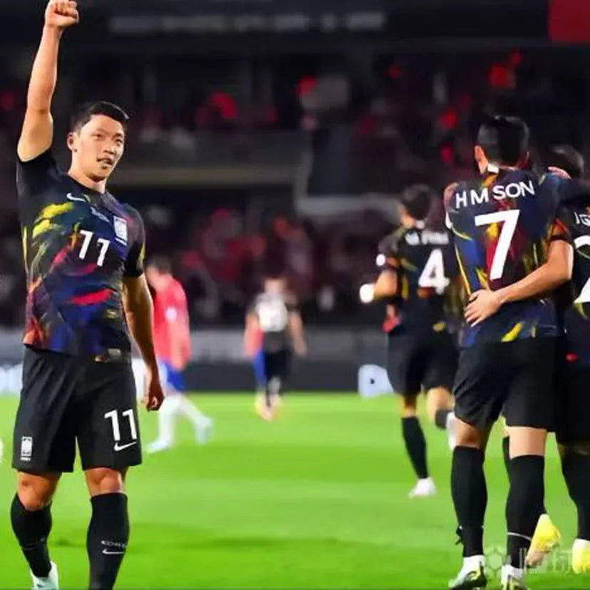 H M SON # 7 South Korea 1:1 Quality Away Fans Jersey 2022/23 ★★ Detail 1