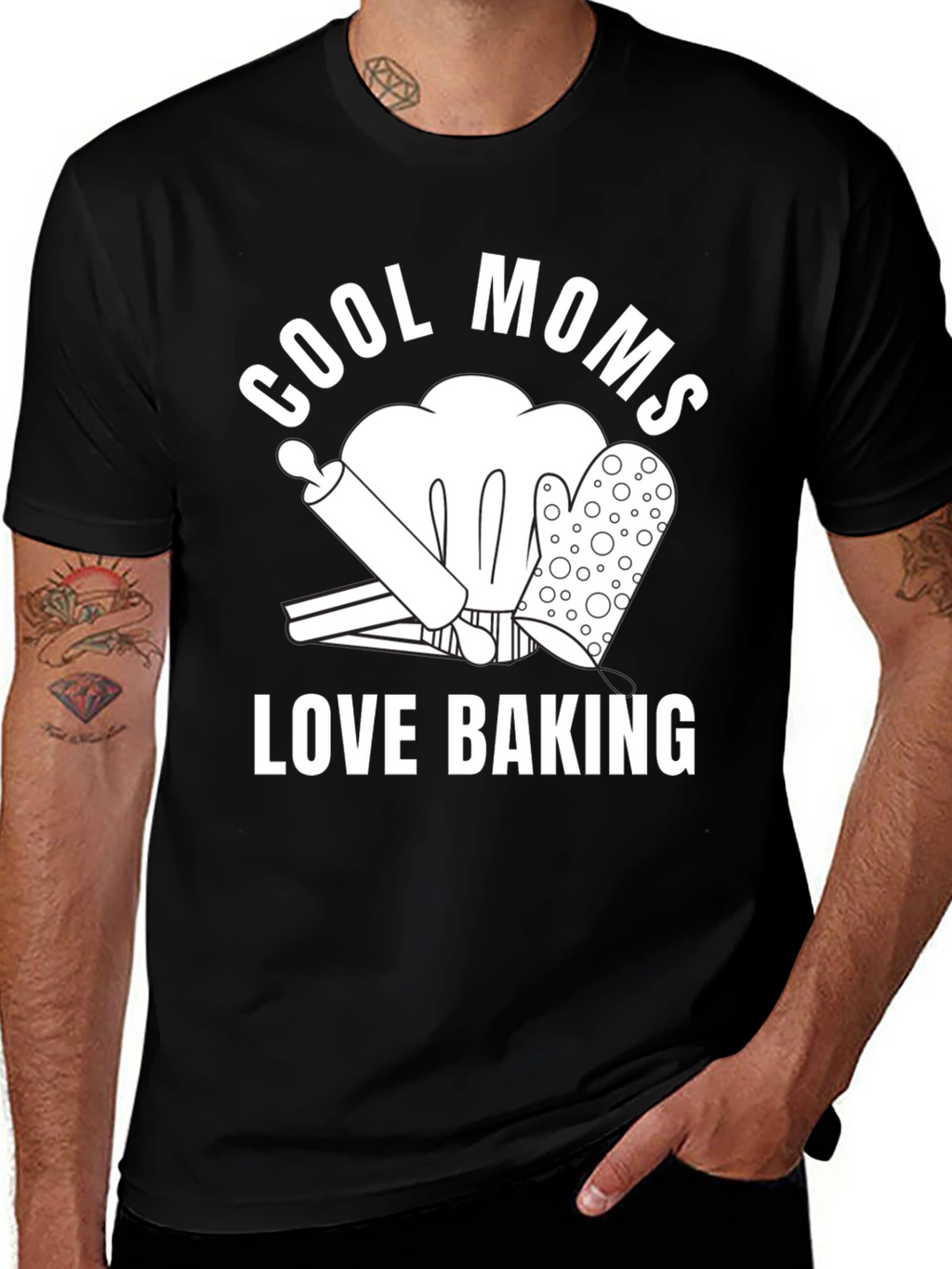 Cool Moms Love Baking Graphic T-Shirt