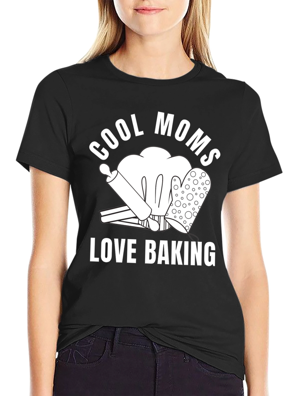 Cool Moms Love Baking Graphic T-Shirt