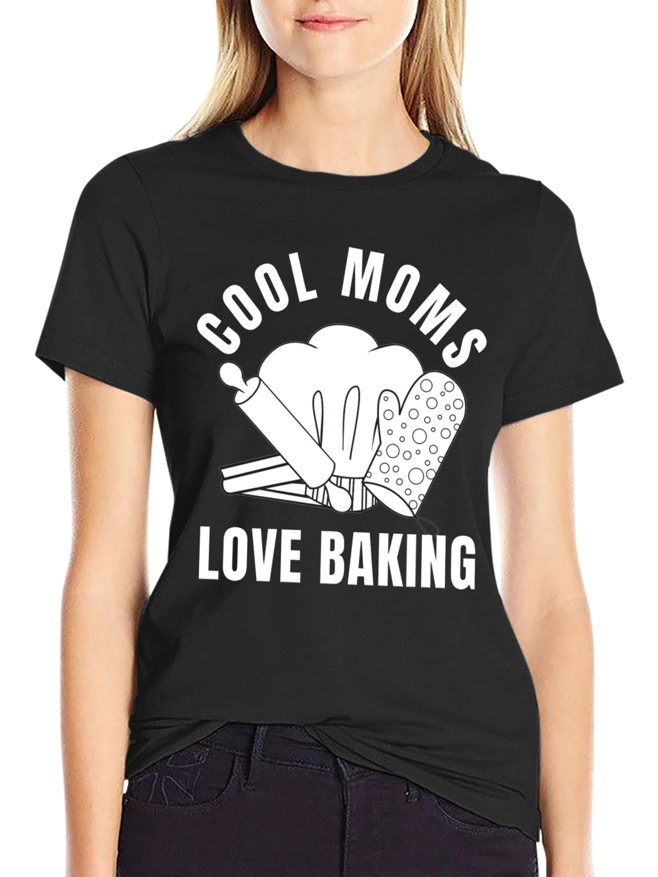 Cool Moms Love Baking Graphic T-Shirt