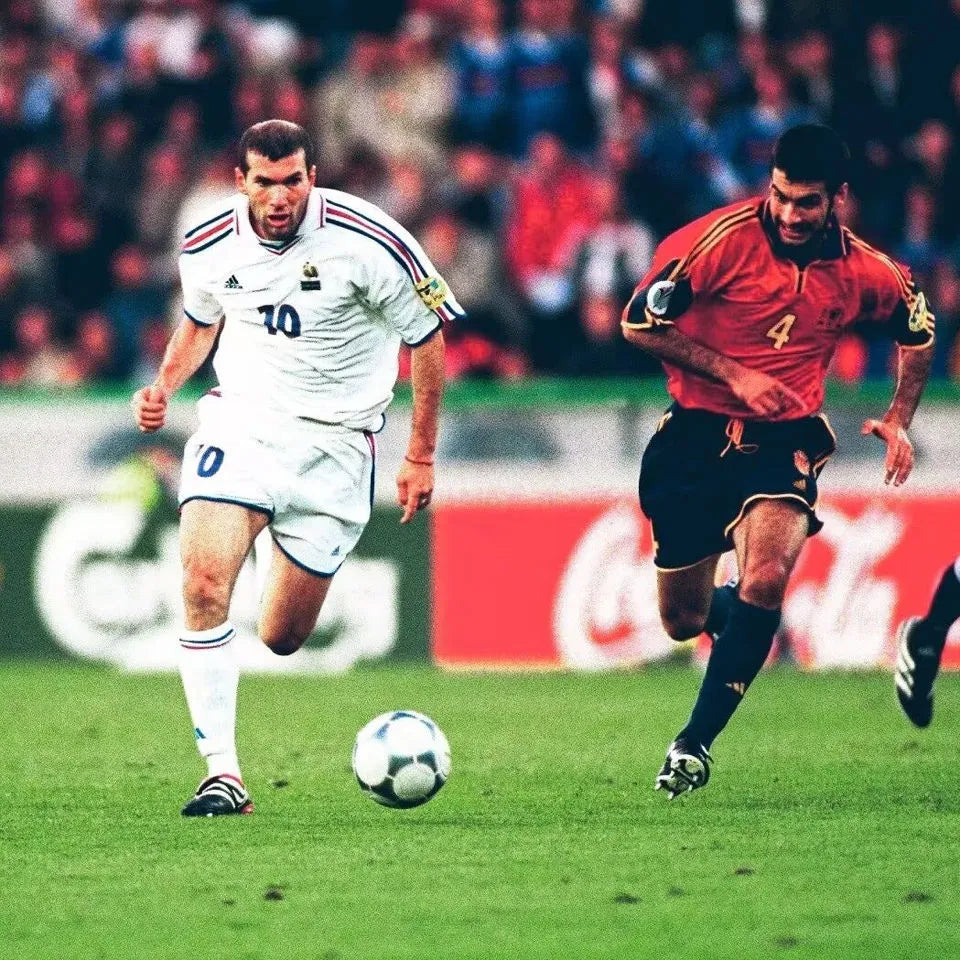 2000 Spain Away White Retro Soccer Jersey Detail 1