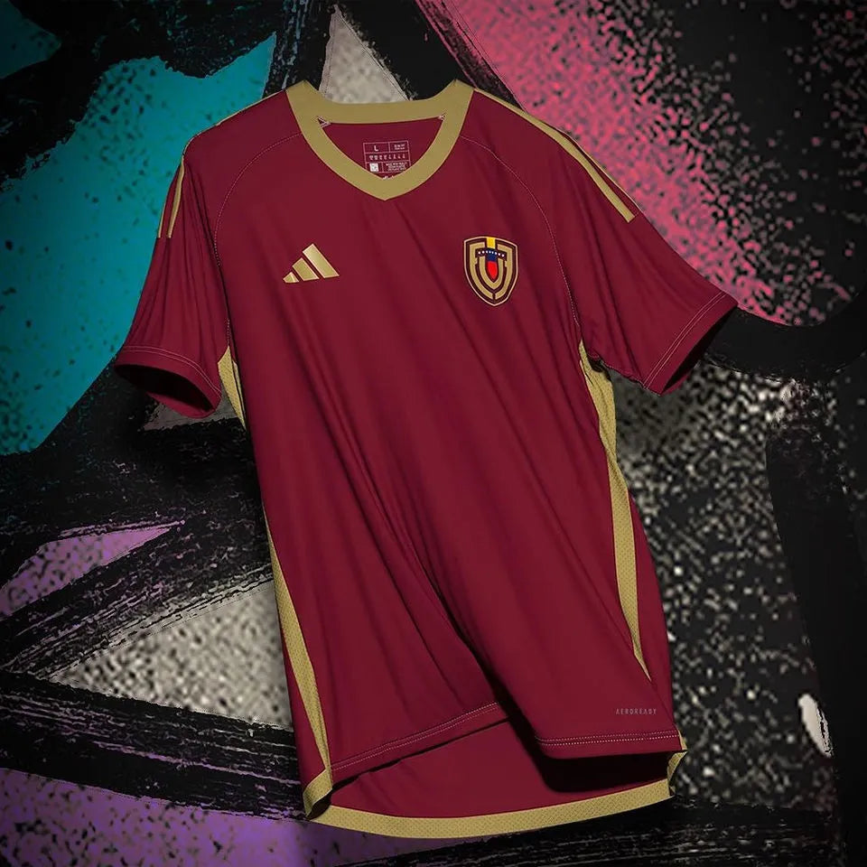 2024/25 Venezuela Home Red Fans Soccer Jersey Detail 3