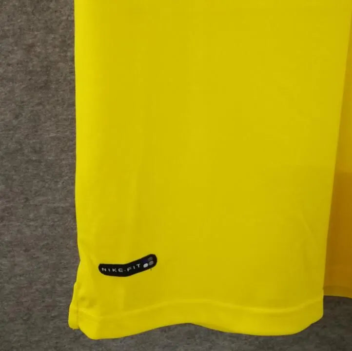 1998 Brazil Home Yellow Retro Women Soccer Jersey 女 Detail 4