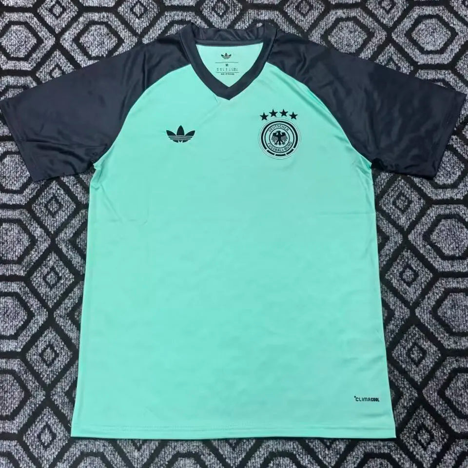 2026/27 German Special Edition Red Fans Soccer Jersey Detail 4