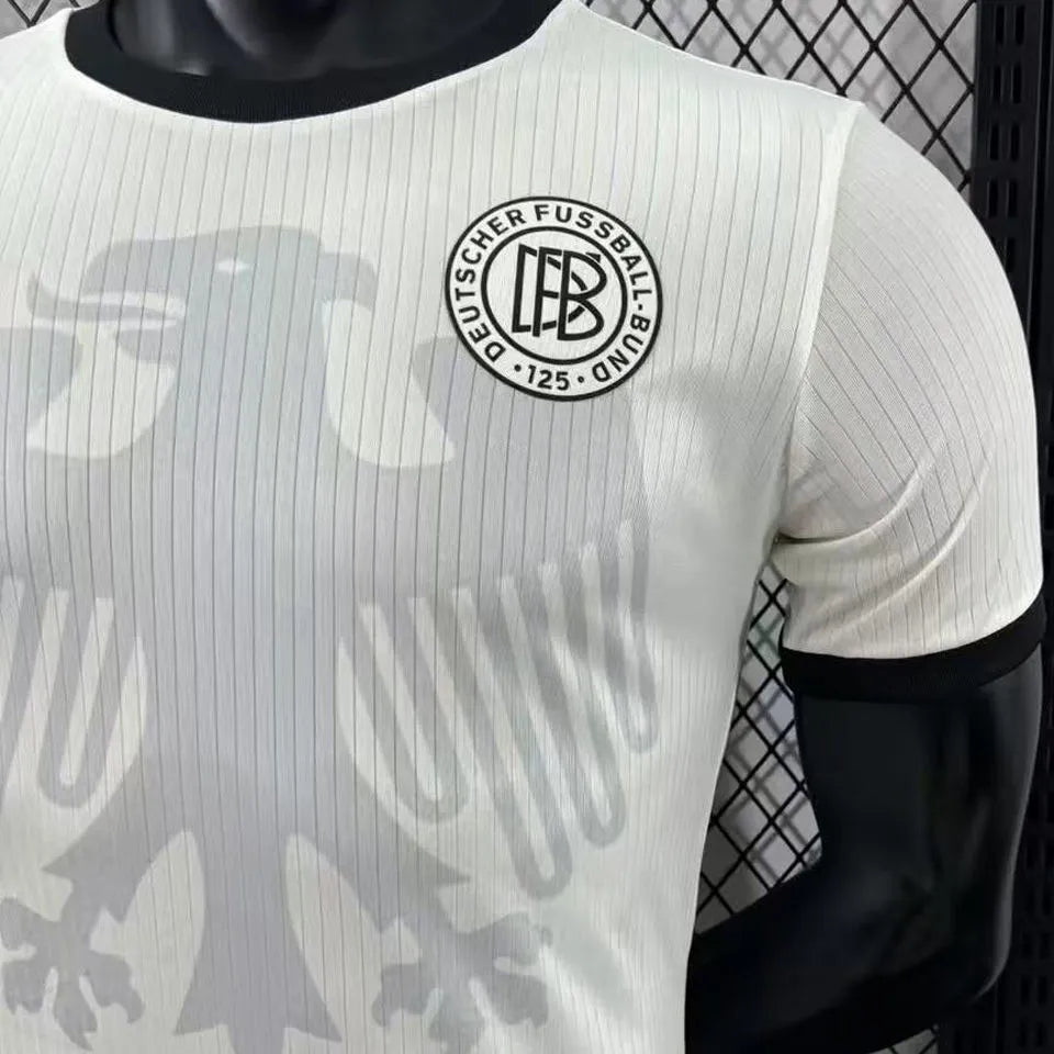 2025 Germany 125Th Special Edition White Player Version Jersey 胸前有暗纹 Detail 1