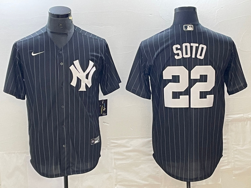 Men's New York Yankees Juan Soto #22 Black Replica Player Jerseys