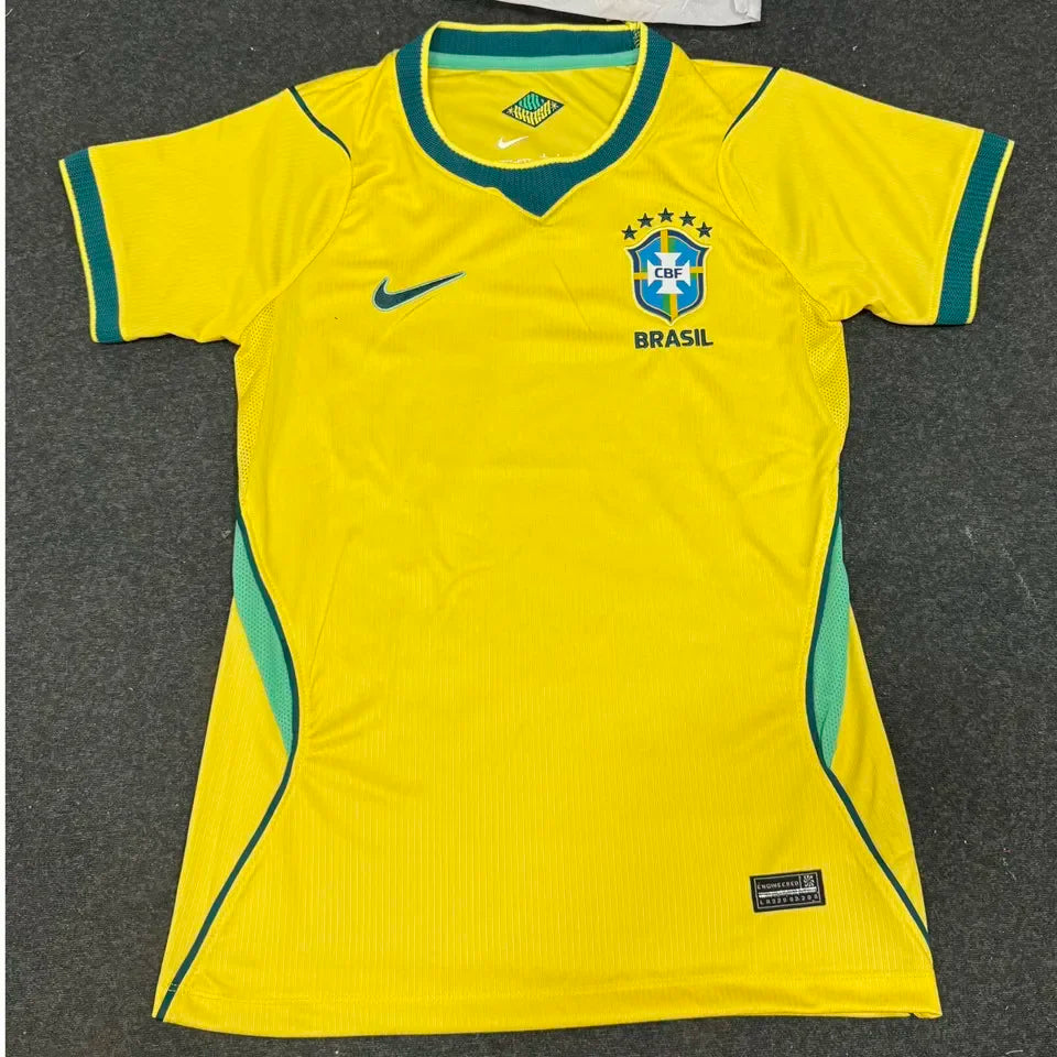 2026/27 Brazil Home Yellow Women Soccer Jersey 女 Detail 1