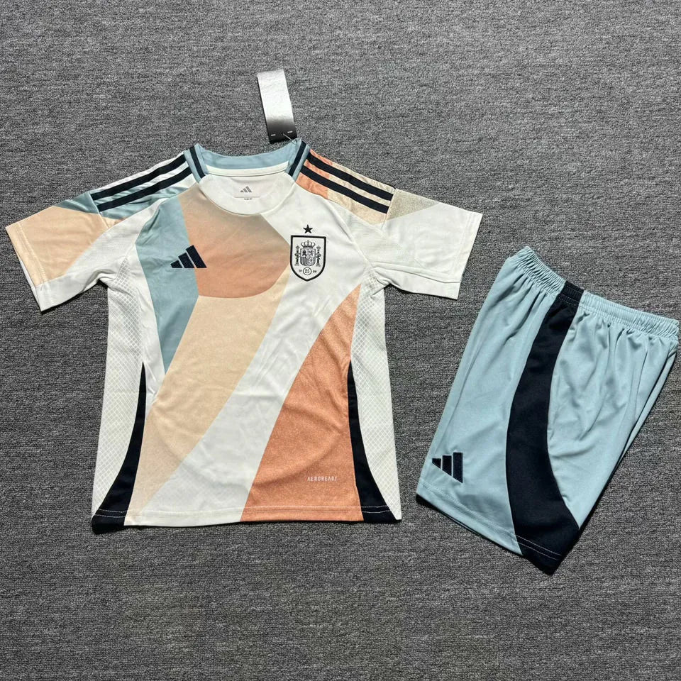 1996 Spain Away Retro Soccer Jersey Detail 2
