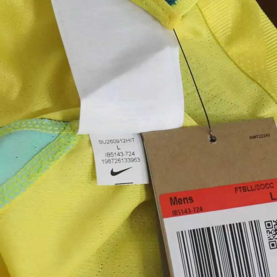 NEYMAR JR #10 Brazil Home Yellow Player Version Soccer Jersey 2026/27 ★★ Detail 4