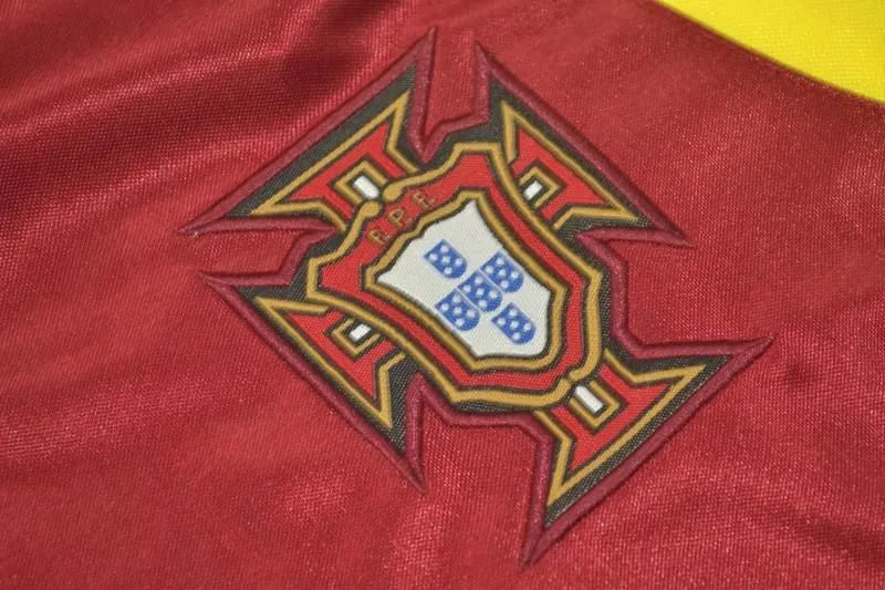 1998/99 Portugal Home Retro Soccer Jersey Detail 2