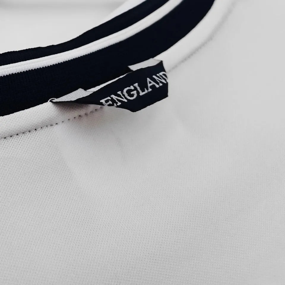 1999/2001 England Home White Retro Soccer Jersey Detail 2
