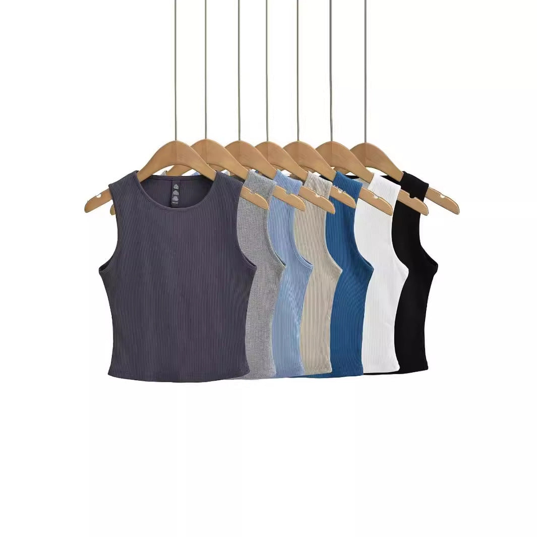 Sleeveless round neck cropped short vest
