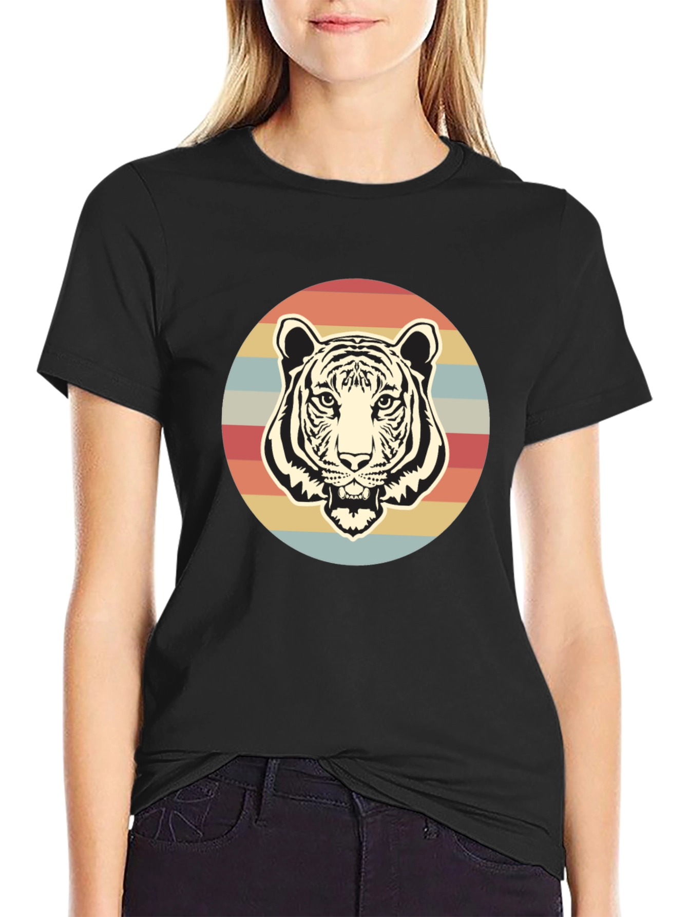 Retro Tiger Graphic T-Shirt - Vintage Style Tee