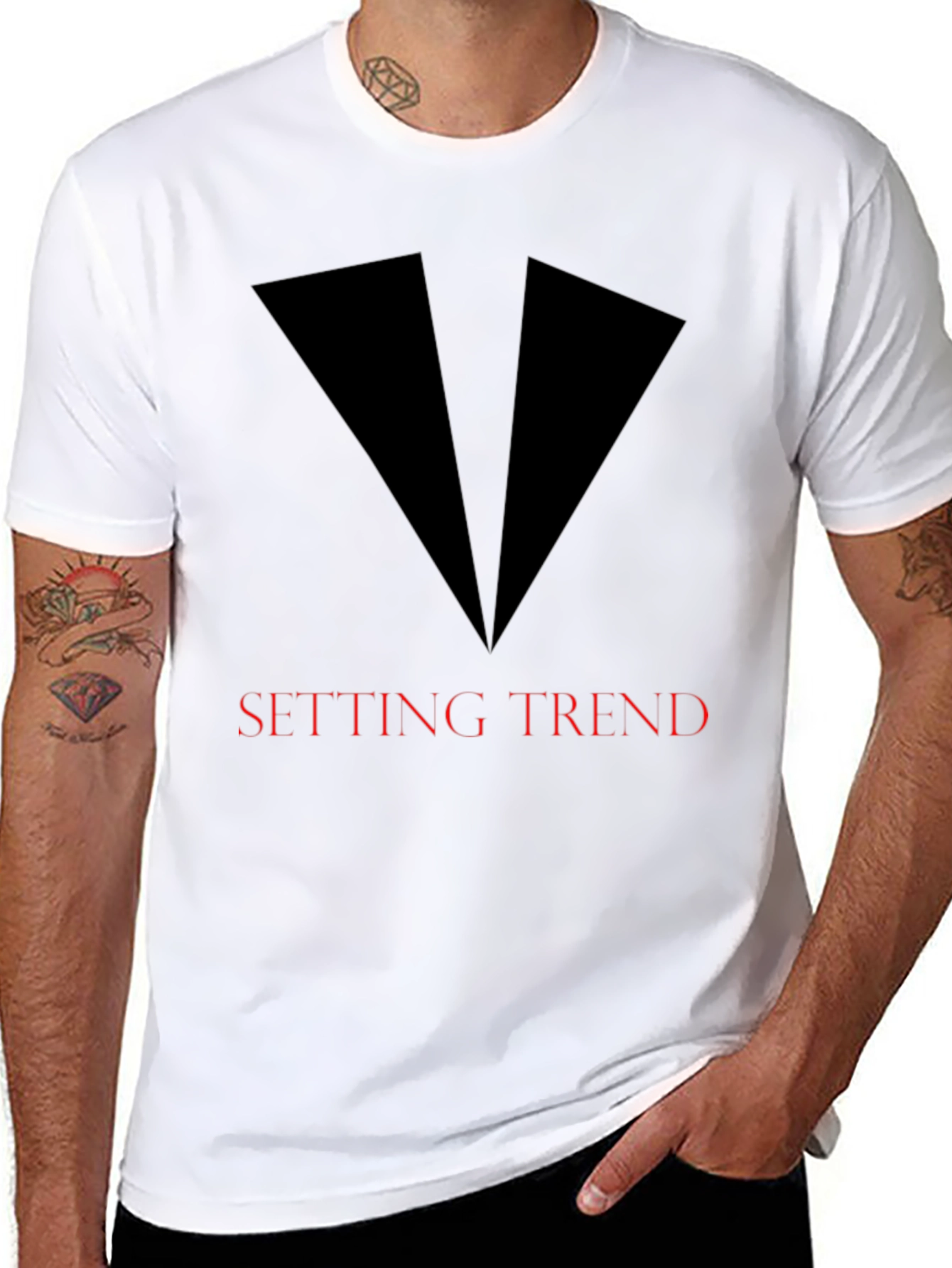 Setting Trend Graphic Tee - Sleek Black Design