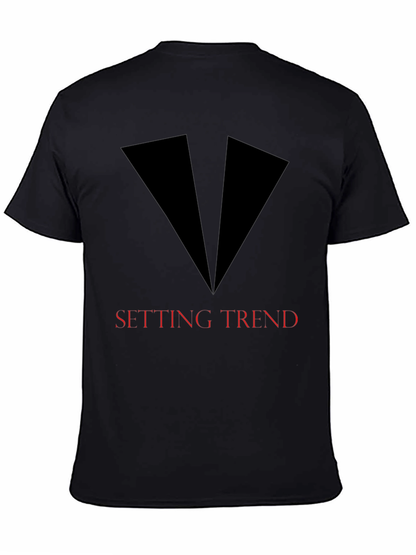 Setting Trend Graphic Tee - Sleek Black Design