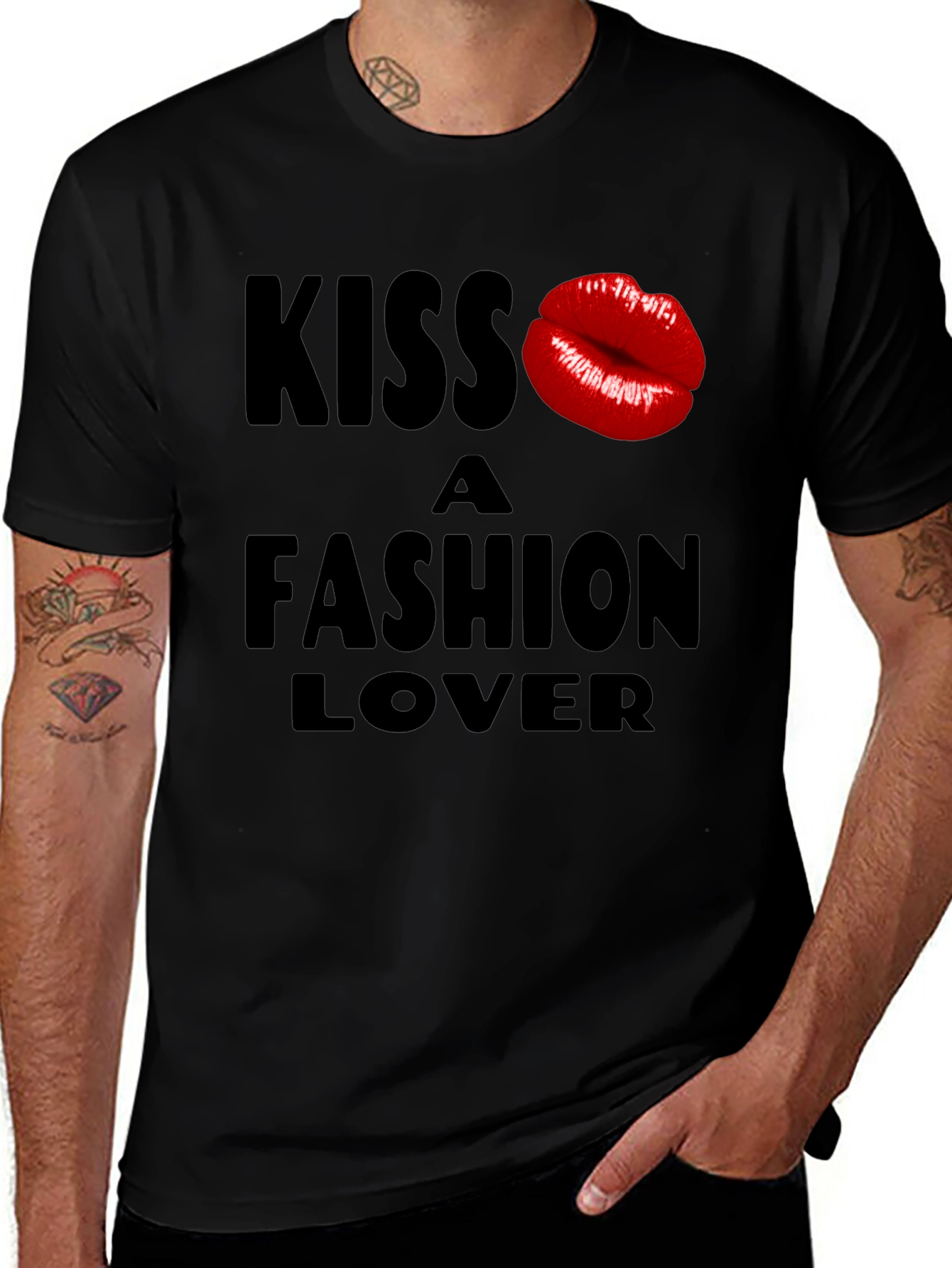 Kiss a Fashion Lover Black Graphic Tee
