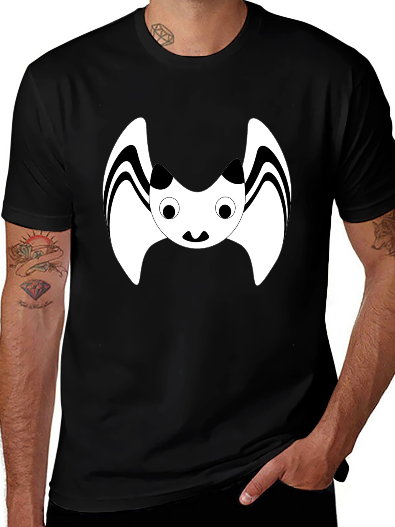 Cute Cartoon Bat Graphic Black T-Shirt