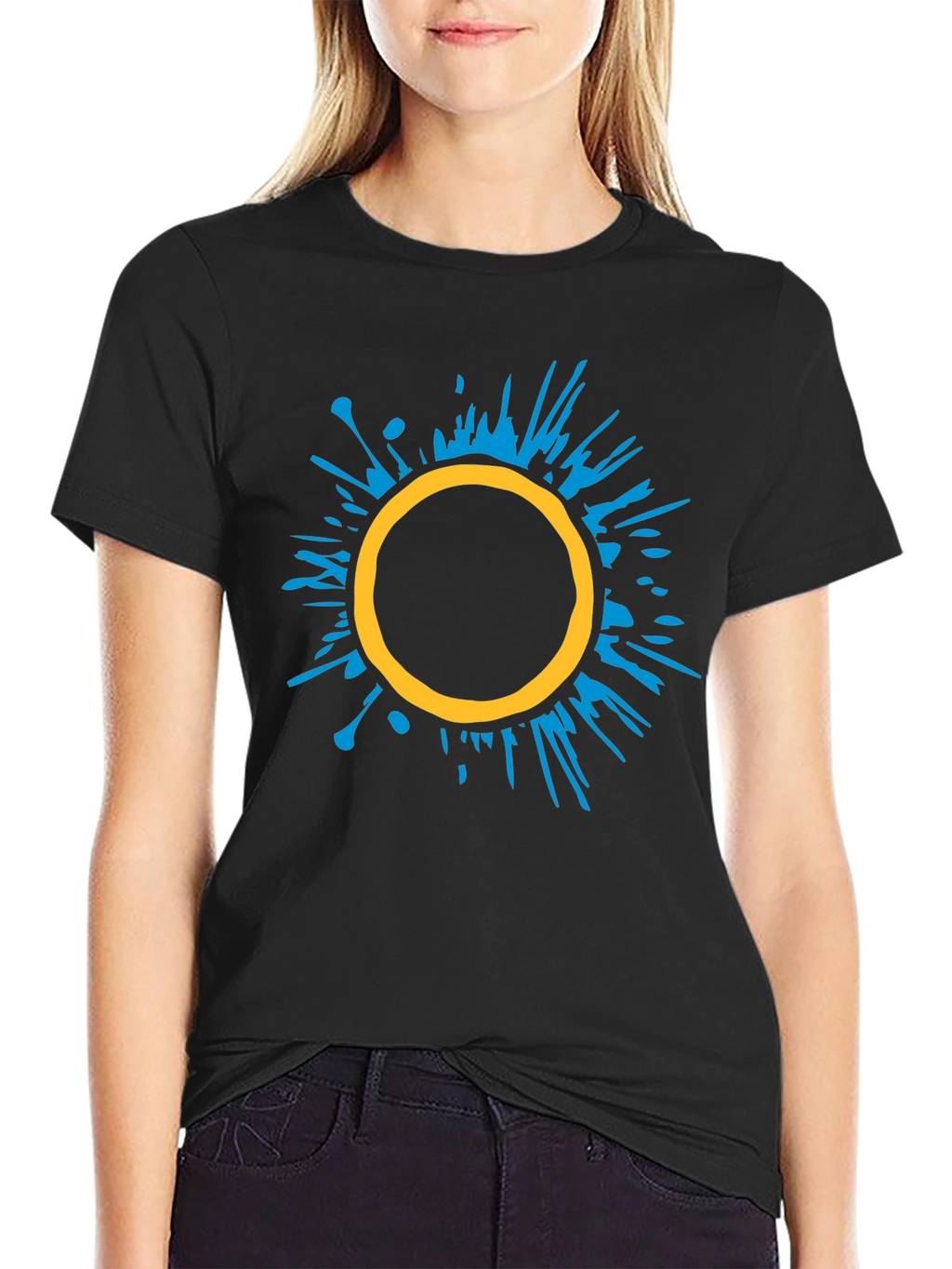 Abstract Circle Graphic Tee - Stylish Black T-Shirt