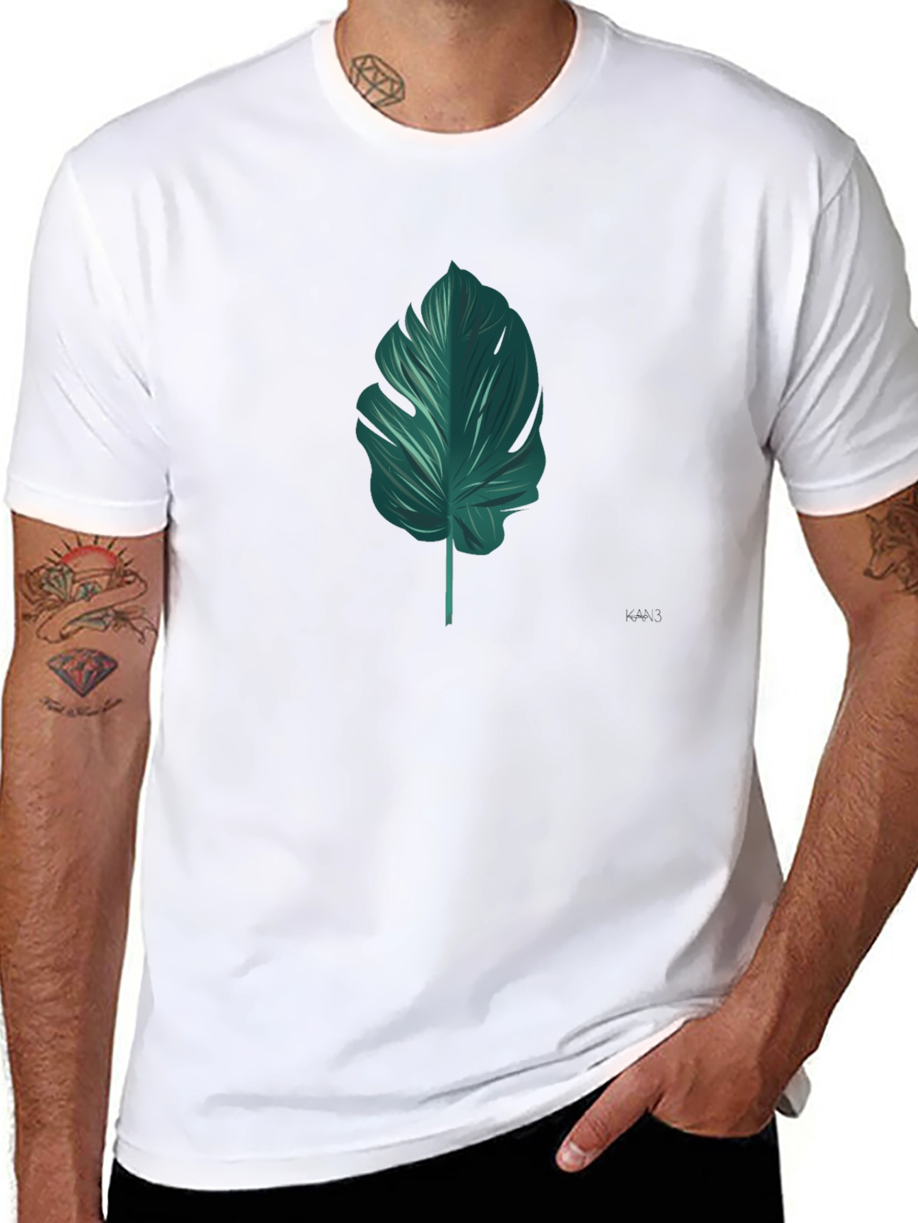 Stylish Tropical Leaf Graphic T-Shirt