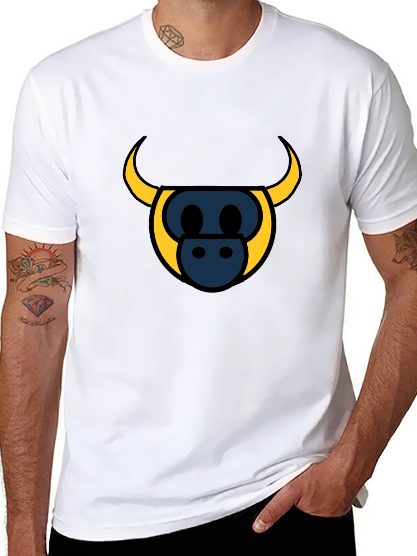 Bull Head Graphic Tee - Stylish Black T-Shirt