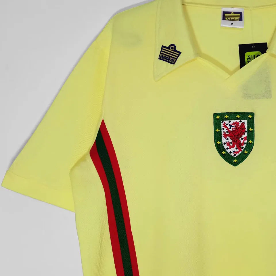 1976/79 Wales Away Yellow Retro Soccer Jersey Detail 4